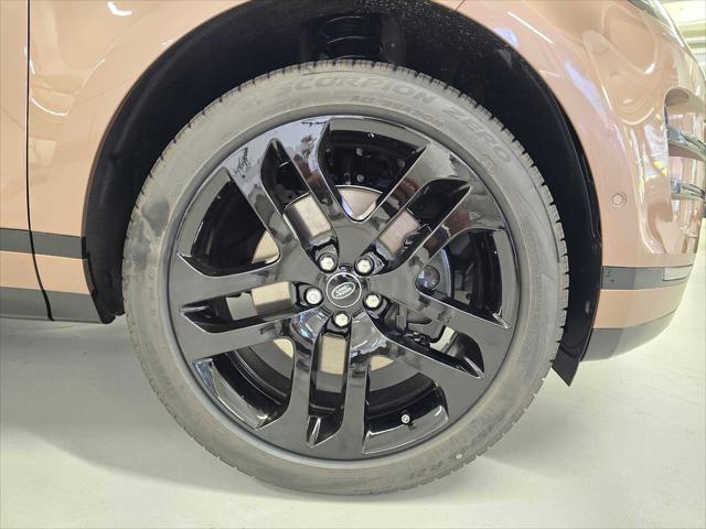 2026 Land Rover Range Rover Evoque Dynamic SE