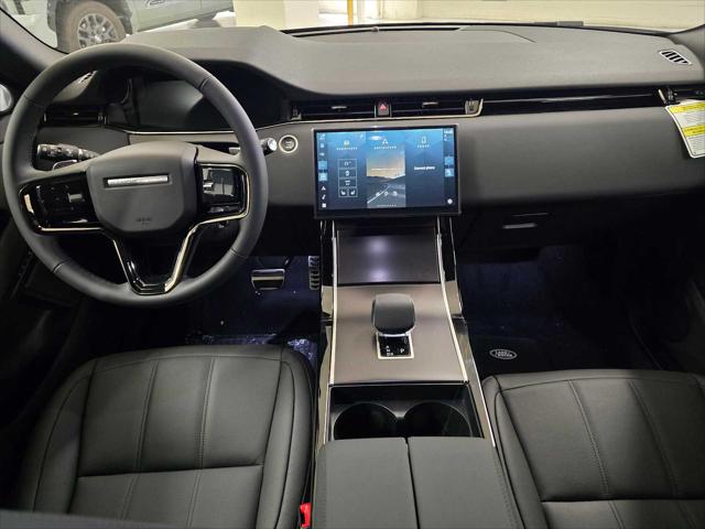 2026 Land Rover Range Rover Evoque Dynamic SE