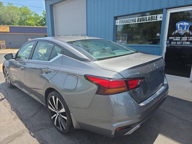 2022 Nissan Altima SR FWD