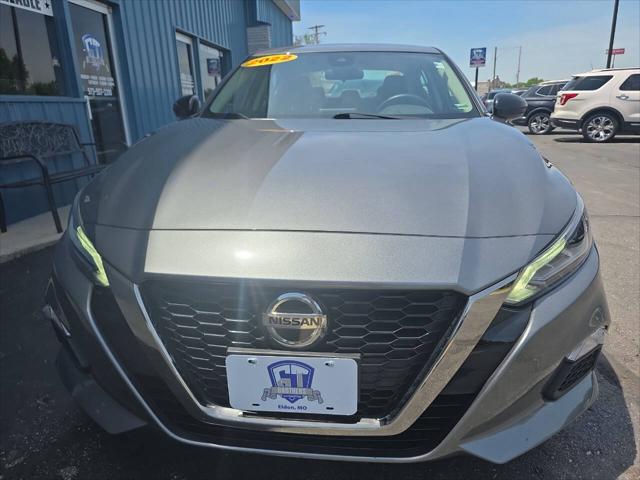 2022 Nissan Altima SR FWD