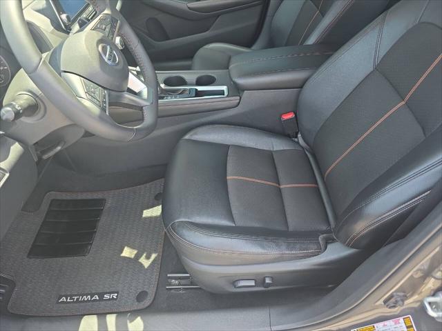2022 Nissan Altima SR FWD