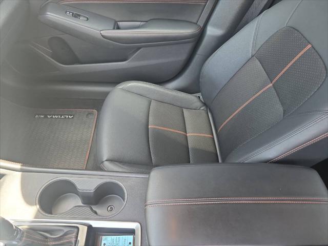2022 Nissan Altima SR FWD