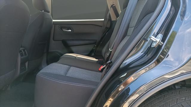 2024 Nissan Rogue SV FWD