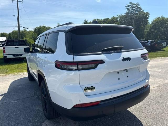 2026 Jeep Grand Cherokee L GRAND CHEROKEE L LAREDO ALTITUDE 4X4