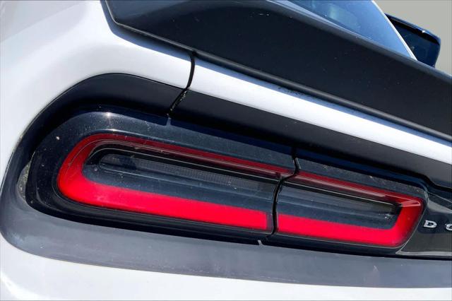 2017 Dodge Challenger R/T Plus Shaker