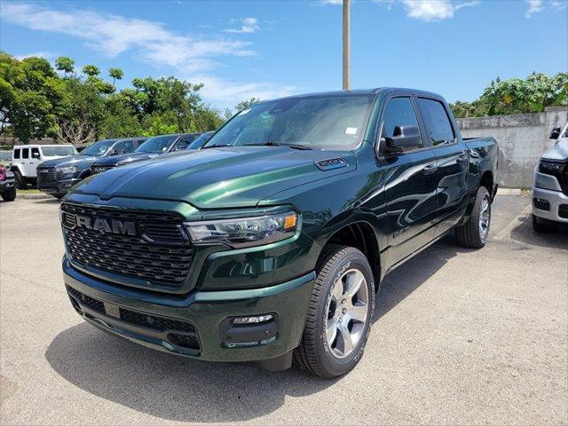 2026 RAM 1500 RAM 1500 EXPRESS CREW CAB 4X2 57 BOX