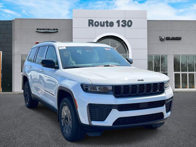 2026 Jeep Grand Cherokee L GRAND CHEROKEE L LAREDO ALTITUDE 4X4