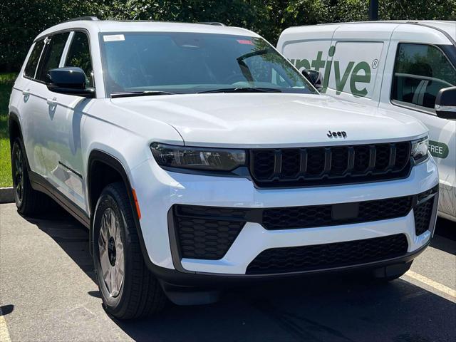 2026 Jeep Grand Cherokee L GRAND CHEROKEE L LAREDO ALTITUDE 4X4 2026 Jeep Grand Cherokee L GRAND CHEROKEE L LAREDO ALTITUDE 4X4