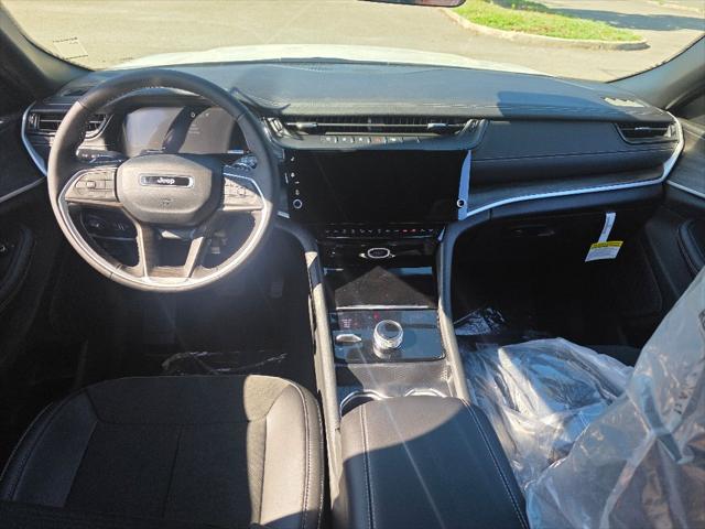 2026 Jeep Grand Cherokee L GRAND CHEROKEE L LAREDO ALTITUDE 4X4