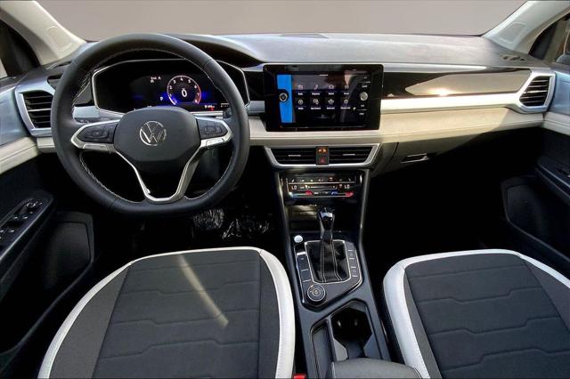 2026 Volkswagen Taos SE