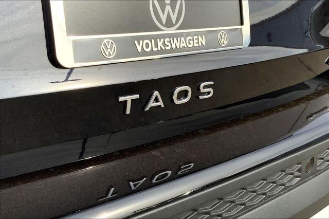 2026 Volkswagen Taos SE