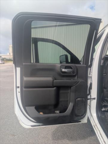 2025 GMC Sierra 3500HD 4WD Crew Cab Long Bed Pro