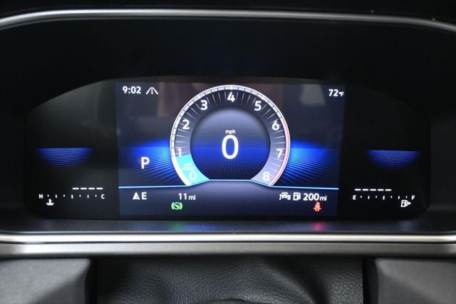 2026 Volkswagen Taos SE Black