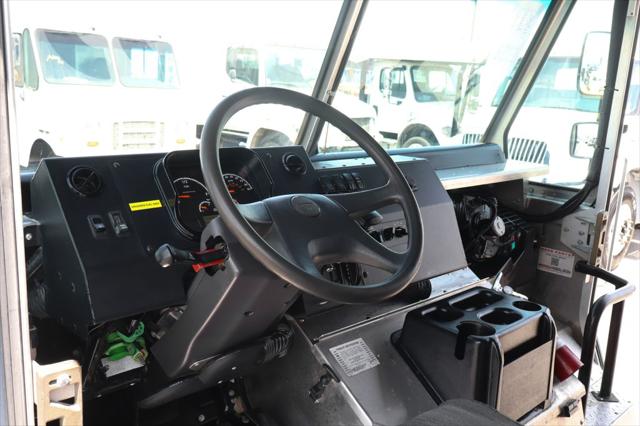 2020 Freightliner MT45G Unknown