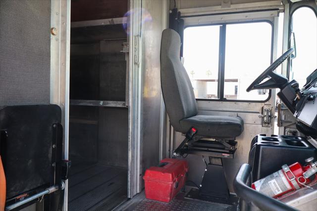 2020 Freightliner MT45G Unknown