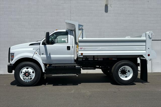 2027 Ford F-650 Straight Frame Gas Base