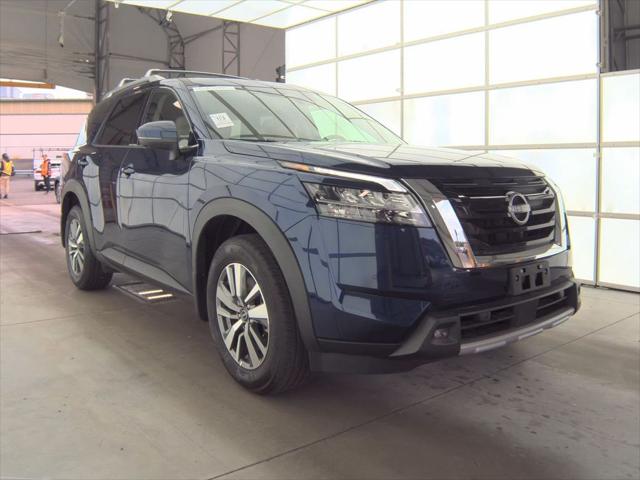 2024 Nissan Pathfinder SL 4WD