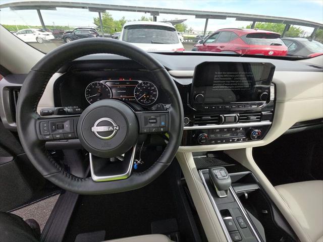 2024 Nissan Pathfinder SL 4WD