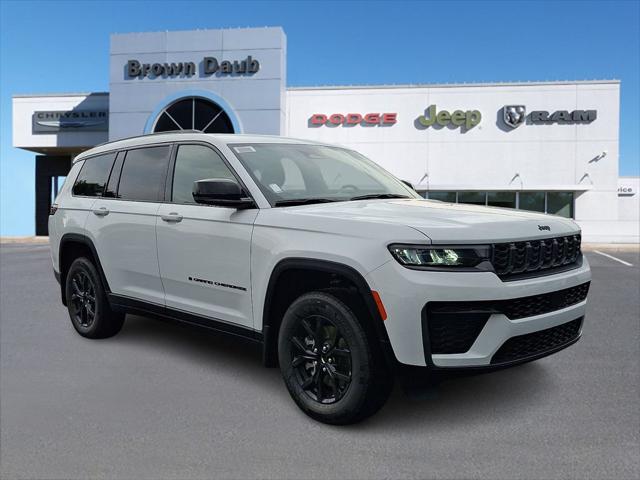 2026 Jeep Grand Cherokee GRAND CHEROKEE L LAREDO ALTITUDE 4X4