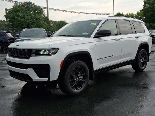 2026 Jeep Grand Cherokee GRAND CHEROKEE L LAREDO ALTITUDE 4X4