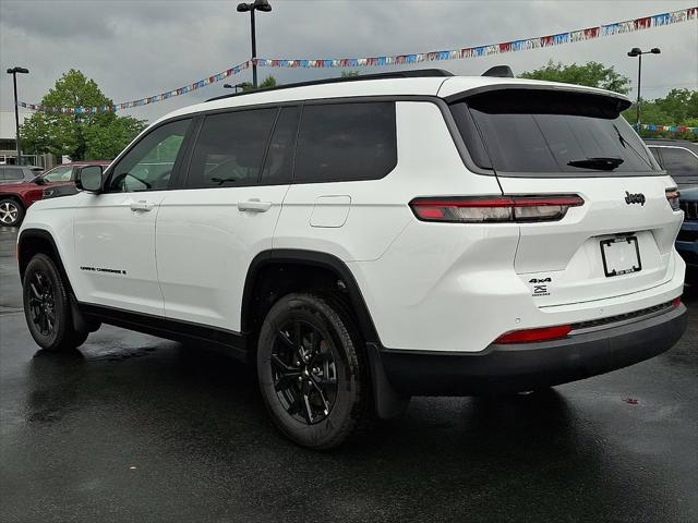 2026 Jeep Grand Cherokee GRAND CHEROKEE L LAREDO ALTITUDE 4X4