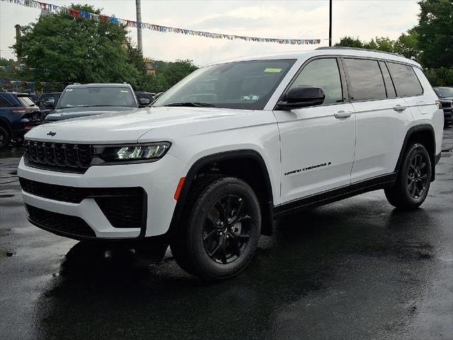 2026 Jeep Grand Cherokee GRAND CHEROKEE L LAREDO ALTITUDE 4X4 2026 Jeep Grand Cherokee GRAND CHEROKEE L LAREDO ALTITUDE 4X4