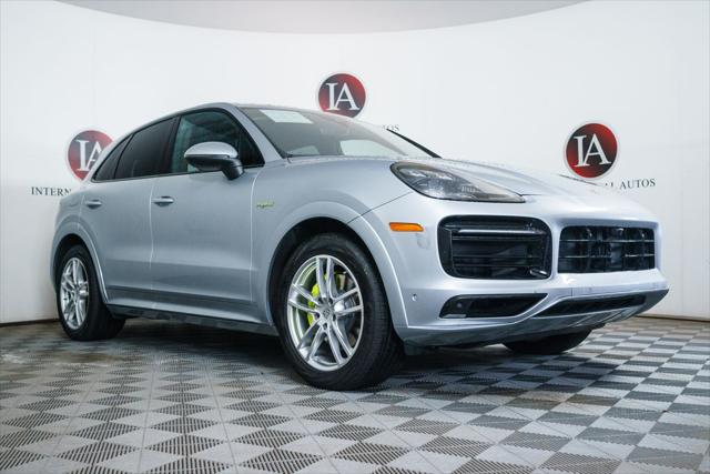 2023 Porsche Cayenne E-Hybrid Base for sale in West Allis, WI