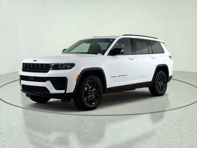 2026 Jeep Grand Cherokee L GRAND CHEROKEE L LAREDO ALTITUDE 4X4