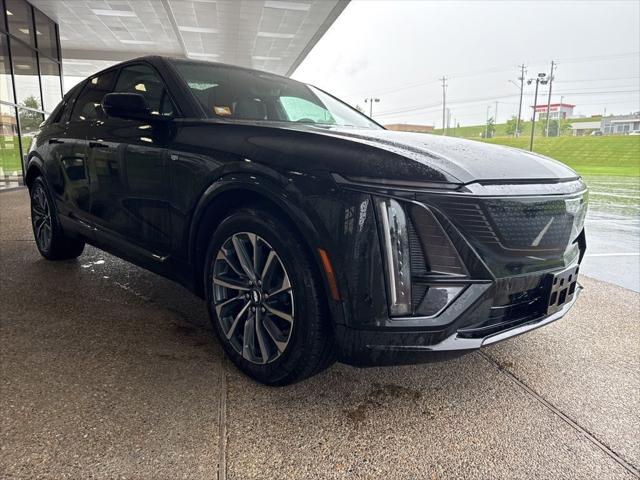 2025 Cadillac iQ Sport 2 RWD