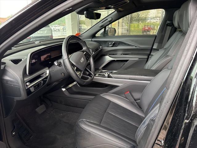 2025 Cadillac iQ Sport 2 RWD