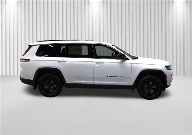 2026 Jeep Grand Cherokee L GRAND CHEROKEE L LAREDO ALTITUDE 4X4 2026 Jeep Grand Cherokee L GRAND CHEROKEE L LAREDO ALTITUDE 4X4