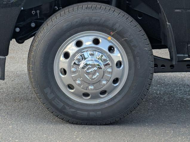2026 Ram 3500 Big Horn Regular Cab 4x4 8' Box