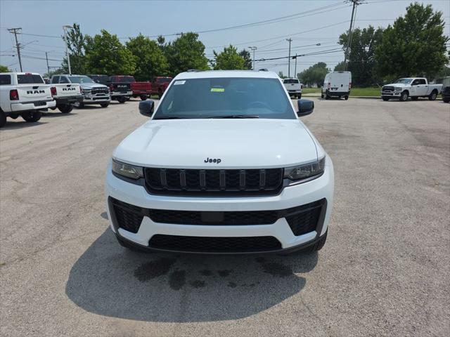2026 Jeep Grand Cherokee L GRAND CHEROKEE L LAREDO ALTITUDE 4X4