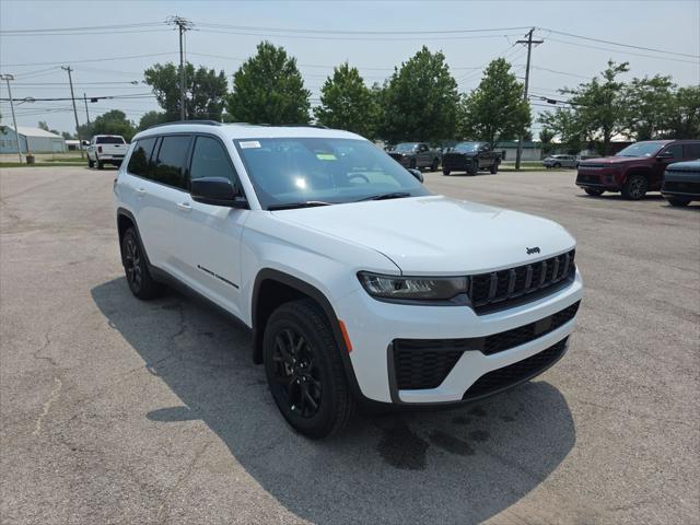 2026 Jeep Grand Cherokee L GRAND CHEROKEE L LAREDO ALTITUDE 4X4
