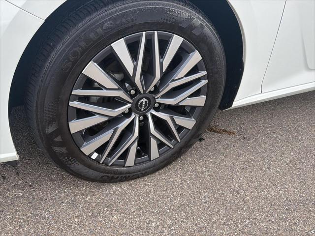 Used 2025 Nissan Altima SV FWD For Sale in Jackson, MI