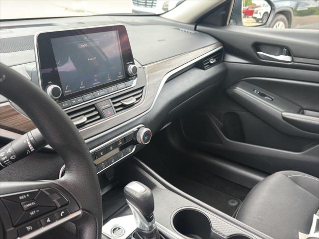 Used 2025 Nissan Altima SV FWD For Sale in Jackson, MI