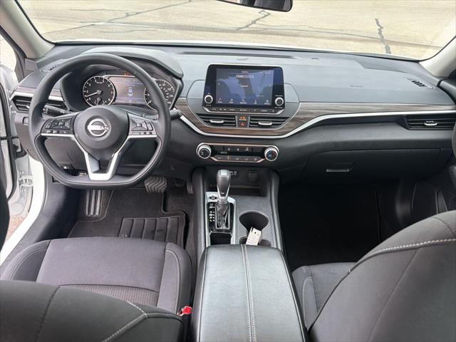 Used 2025 Nissan Altima SV FWD For Sale in Jackson, MI