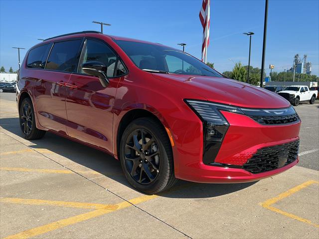 2027 Chrysler Pacifica Limited