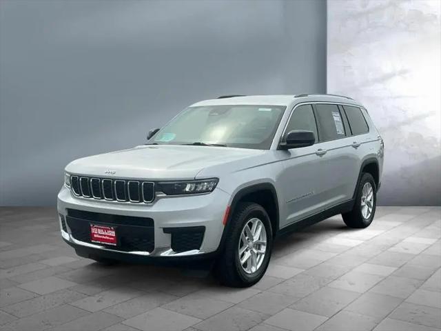 2023 Jeep Grand Cherokee L Laredo 4x4 for sale in Sioux Falls, SD
