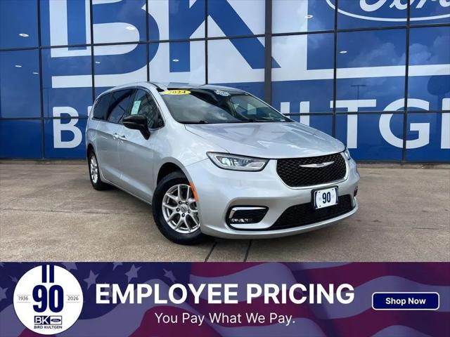 2024 Chrysler Pacifica Touring L for sale in Waco, TX