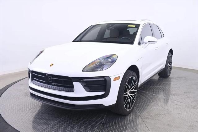2024 Porsche Macan Macan for sale in Beachwood, OH