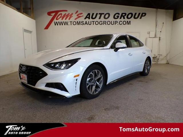 2020 Hyundai Sonata SEL for sale in Urbandale, IA
