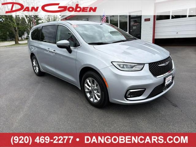 2023 Chrysler Pacifica Touring L AWD for sale in Green bay, WI