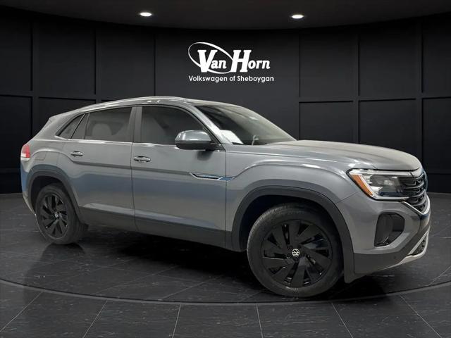 2024 Volkswagen Atlas Cross Sport 2.0T SE w/Technology for sale in Sheboygan, WI