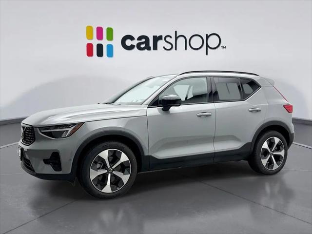2025 Volvo XC40 B5 Plus Dark Theme for sale in Glen Mills, PA