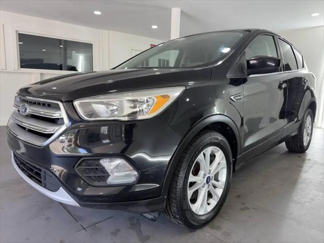 2017 Ford Escape SE for sale in Uniontown, OH