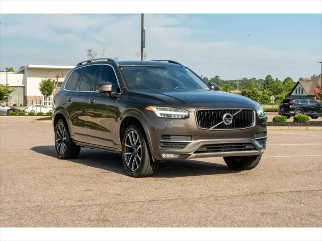 2016 Volvo XC90 T6 Momentum