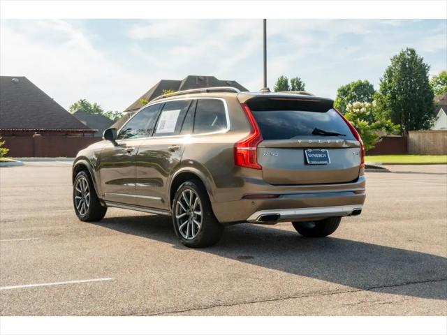 2016 Volvo XC90 T6 Momentum