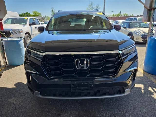 2023 Honda Pilot AWD Elite