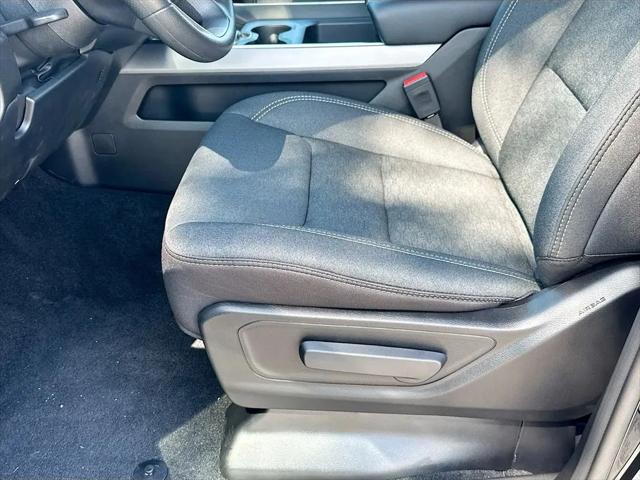 2026 Ram 1500 Express Crew Cab 4x4 57 Box